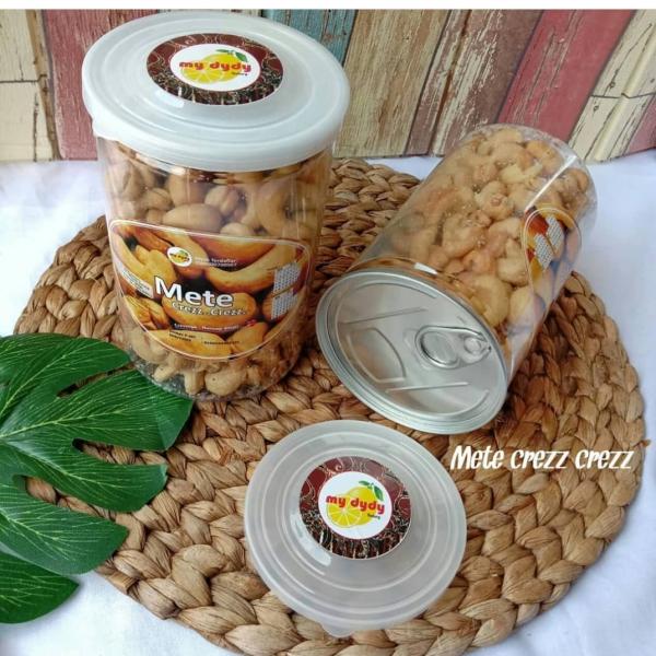 Keripik Buah dan sayur yang diolah dengan metode modern. Keunggulan Produk : -Tanpa Pengawet -Tanpa Pewarna -Tanpa Perenyah -Halal -sudah HACCP